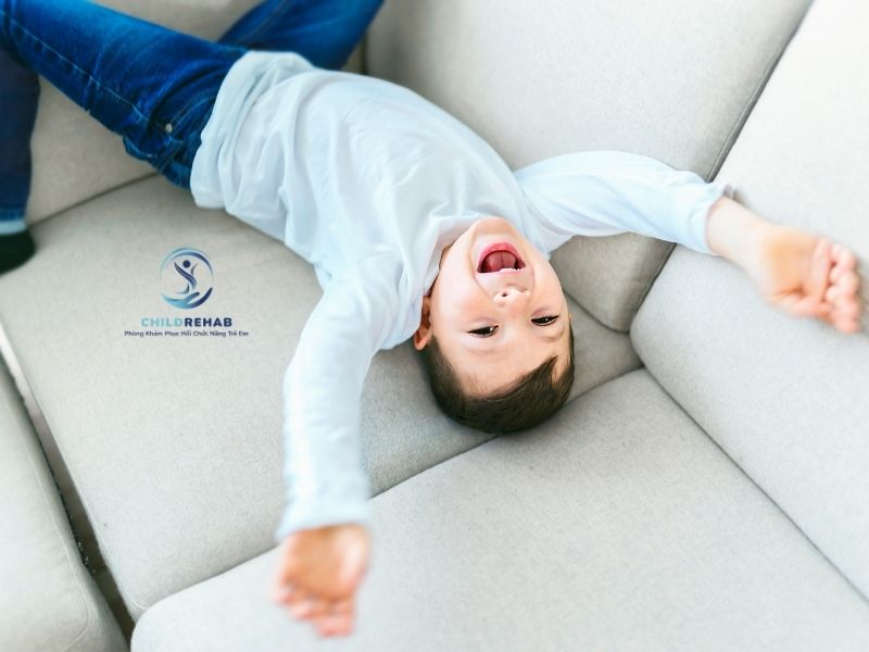Con Tôi Có Thể Đi Làm Và Sống Bình Thường Không? 2026 | ChildRehab
