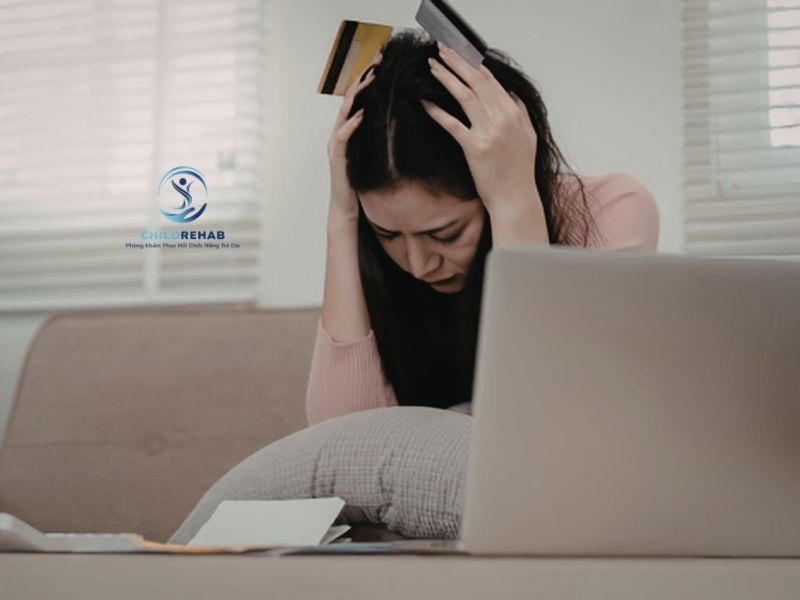 Áp Lực Tài Chính Khi Can Thiệp Lâu Dài Cho Trẻ 2026 | ChildRehab