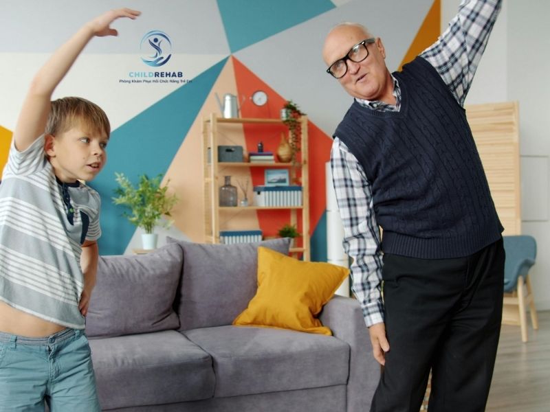 bai-tap-cho-tre-yeu-co-tai-nha