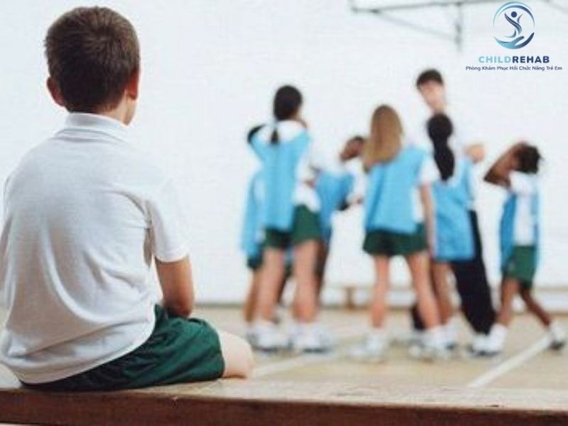 Hoạt động trị liệu giúp trẻ tự tin hơn trong giao tiếp và sinh hoạt hằng ngày.