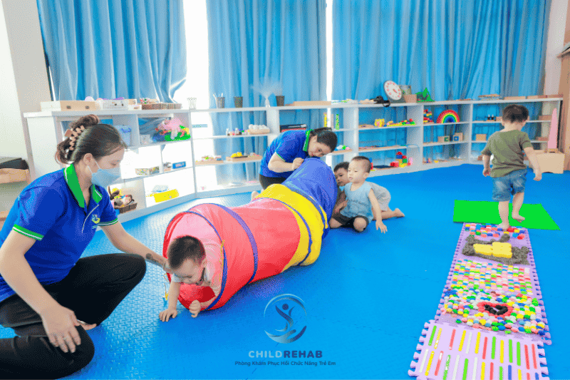 Thời điểm vàng để đưa trẻ đi vận động trị liệu mà phụ huynh không nên bỏ lỡ