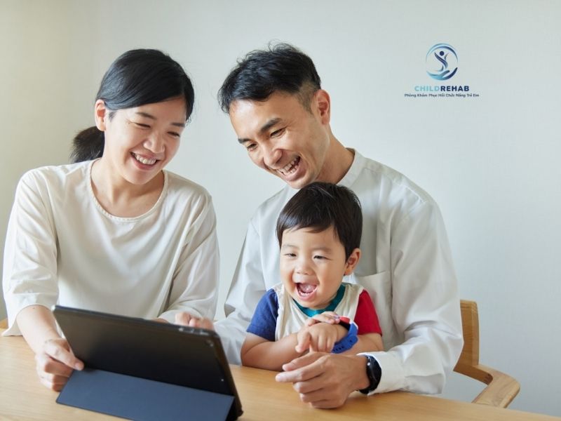 Trẻ không tự lập có phải hoàn toàn do cách nuôi dạy hay còn liên quan đến nhiều yếu tố phát triển khác.