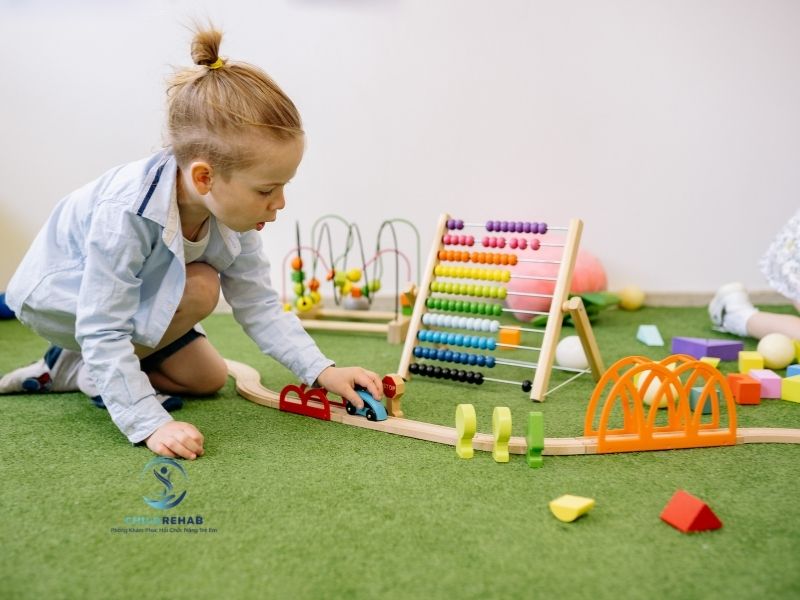 Quy trình thực tế trong một buổi ABA giúp phụ huynh dễ hình dung.