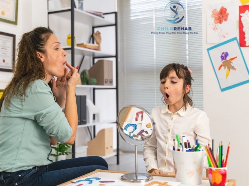 Giải đáp hiệu quả thực tế của ngôn ngữ trị liệu và những yếu tố ảnh hưởng đến sự tiến bộ của trẻ