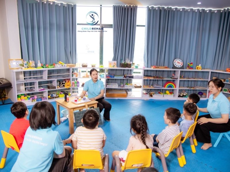 Khám phá chi tiết một buổi can thiệp tại ChildRehab