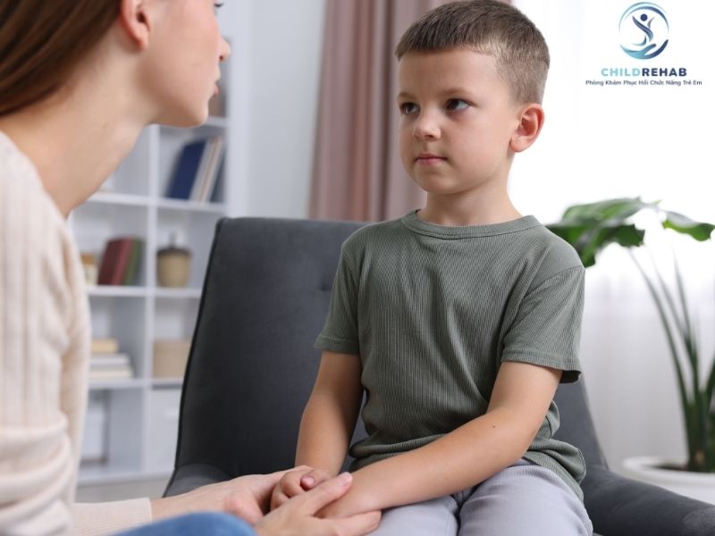 Trẻ chậm nói tại khu đô thị Hà Đông và những áp lực mà nhiều gia đình gặp phải trong quá trình nuôi dạy.