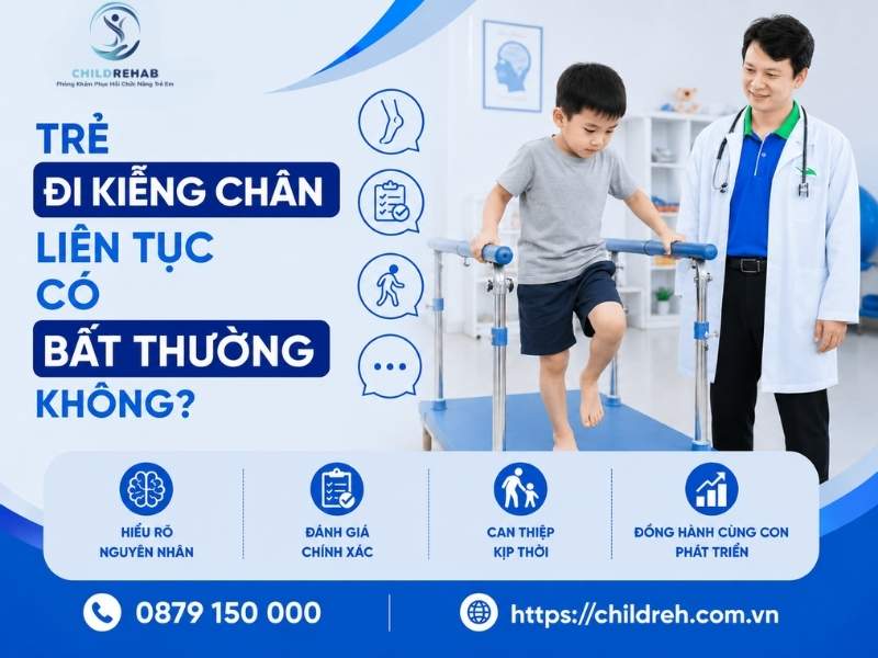 Khi thấy con thường xuyên đi bằng mũi chân.