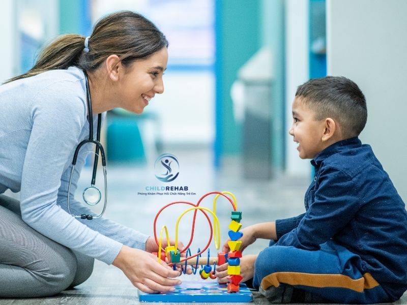 Những hỗ trợ dành cho trẻ sau khi được cấp giấy chứng nhận khuyết tật mà phụ huynh nên biết.