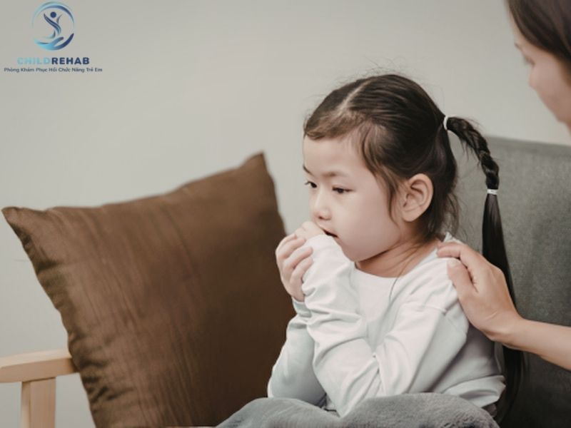 Những dấu hiệu nguy hiểm phụ huynh không nên bỏ qua khi trẻ gặp khó khăn hô hấp.