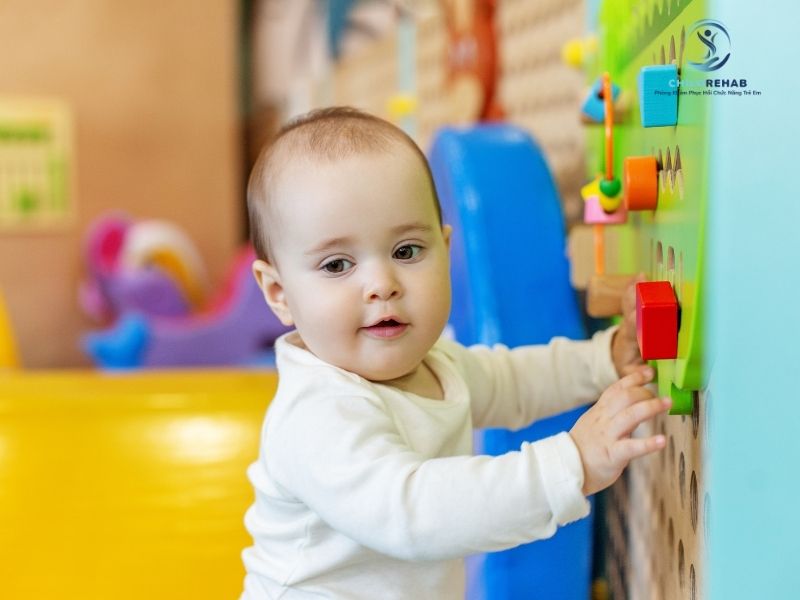 Trẻ sinh non có nguy cơ cao gặp khó khăn trong xử lý cảm giác.