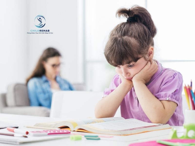 Vì sao nhiều trẻ không chủ động làm việc được giao dù cha mẹ đã nhắc nhiều lần.